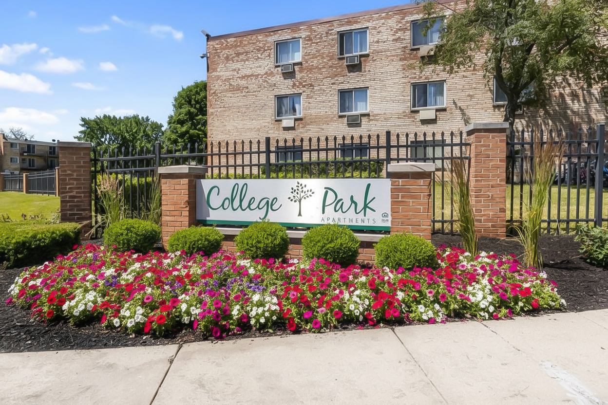 Belle Courts Apartments